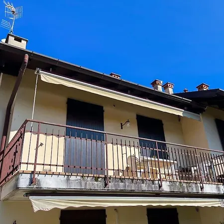 Appartamento Monvalle Home Apartmán *